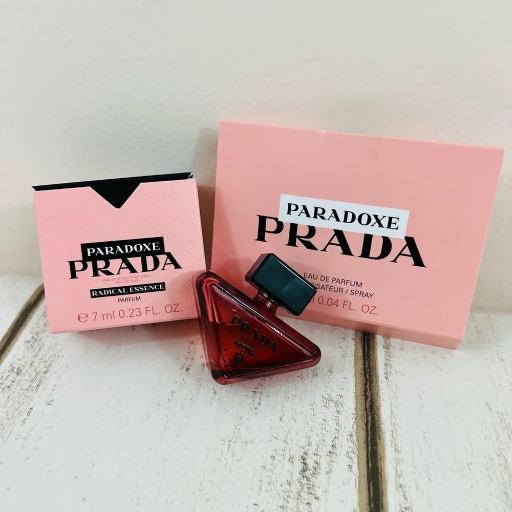 PRADA Paradoxe Radical Essence Eau de Parfume 7ml 0.23fl.oz. - Picture 2 of 9